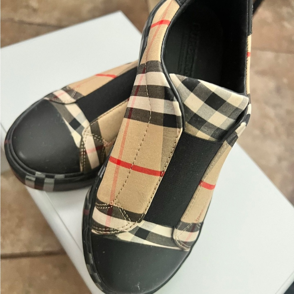 Burberry Kids Plaid Slip-On Shoes - Black and Tan